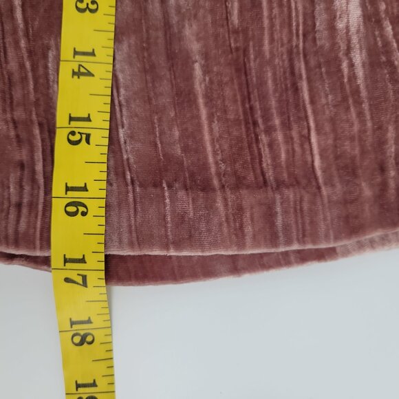 Madewell Pink Velvet Tiered Mini Skirt – Size 8 – Holiday Ready - Picture 6 of 10